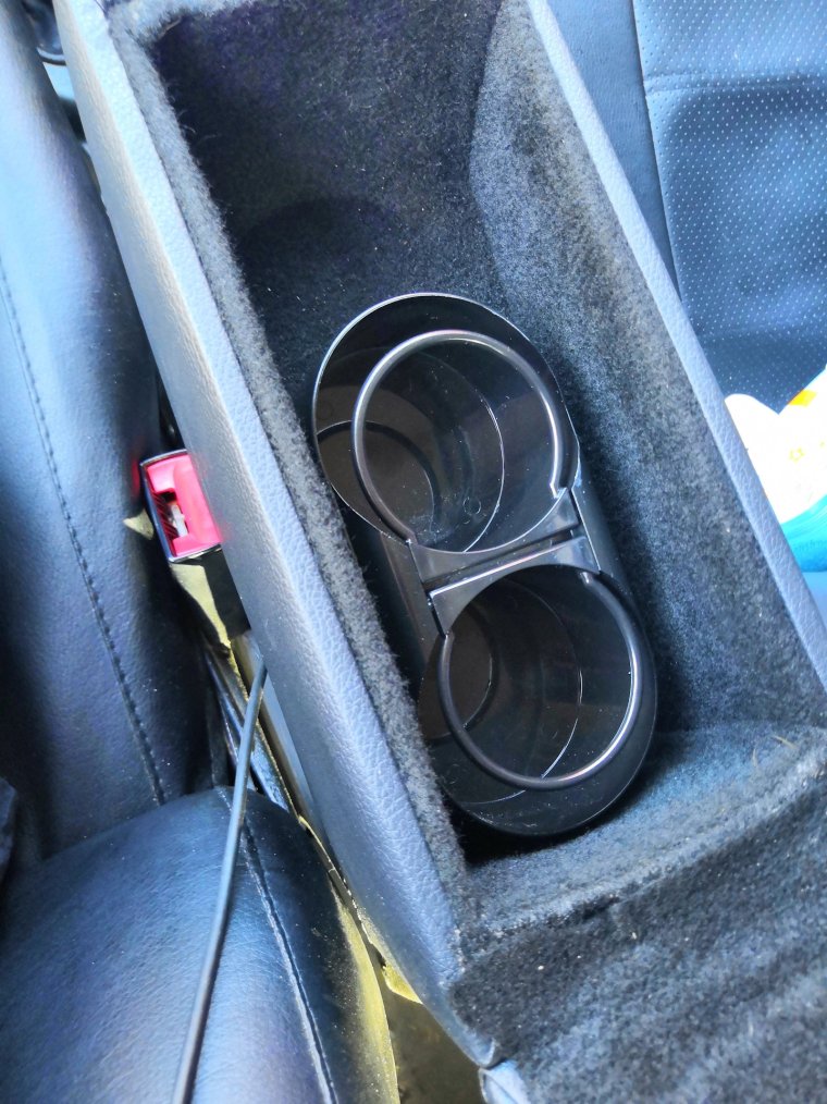 Подлокотник Tesla x