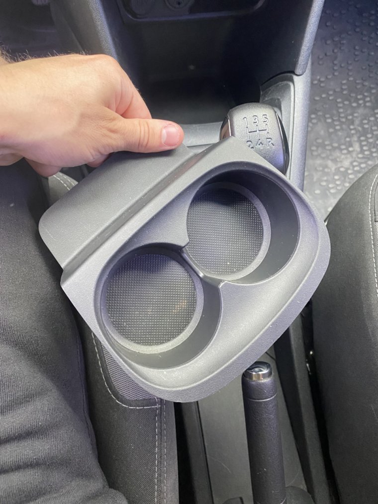 Подстаканники Ауди 80 b3