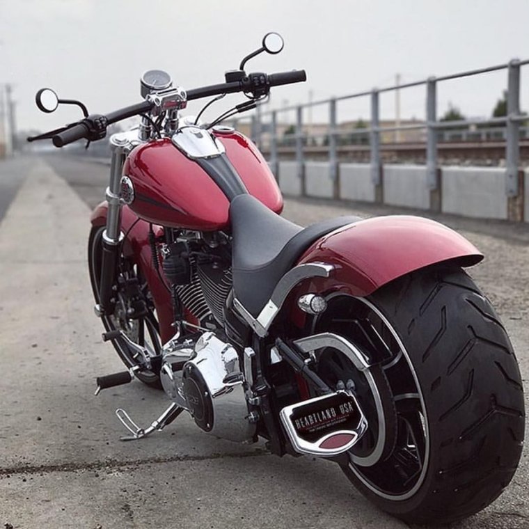 Мотоцикл Harley Davidson Red
