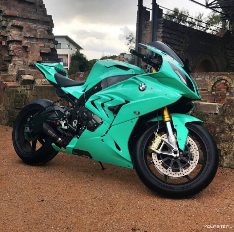 Мотоцикл Ямаха r1