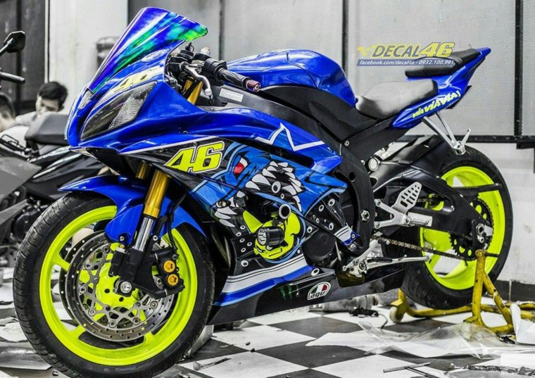 Yamaha r6 яркий