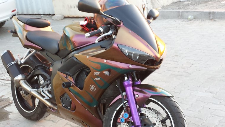 Мотоцикл цвет хамелеон