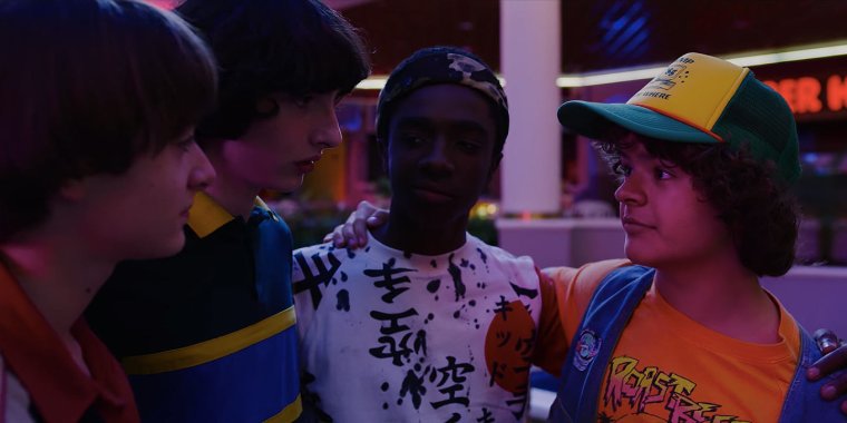 Лукас очень странные дела 3 сезон