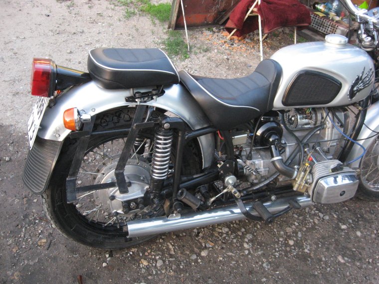 Урал мотоцикл старый