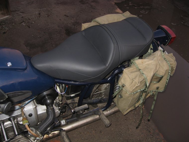 Сиденье на мотоцикл Урал