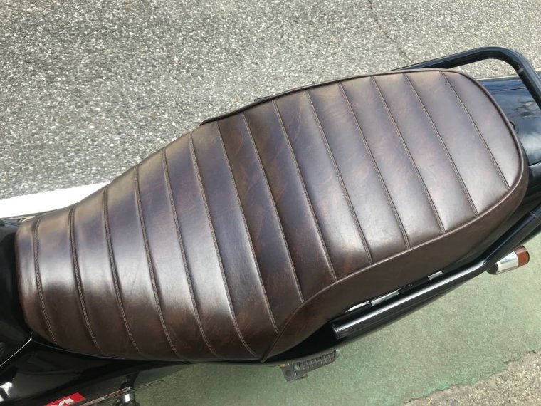 Тюнинговое сиденье CB 400 SF