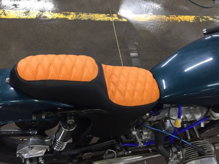 Сиденье на мотоцикл Урал