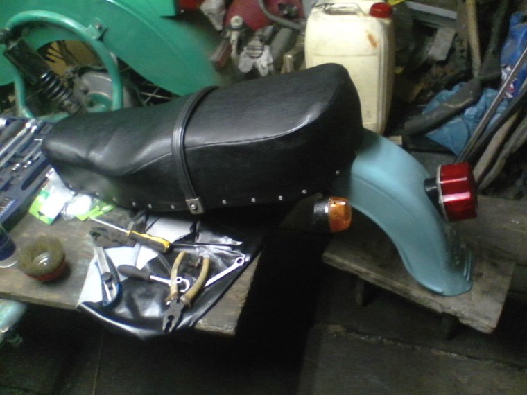 Сиденье ИЖ Юпитер 3 снизу