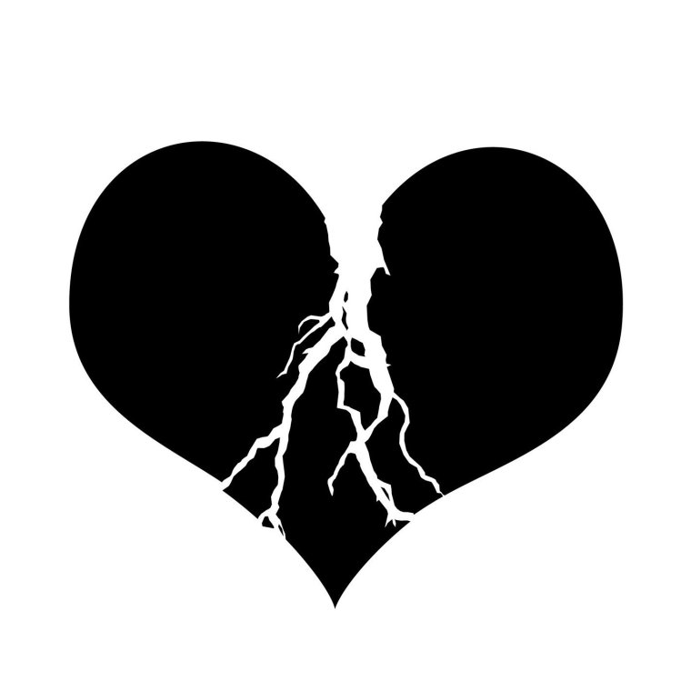 Чёрное разбитое сердце