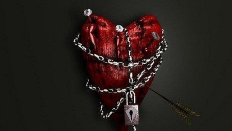 Сердце на пополам чёрное