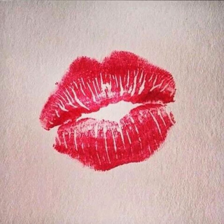 Отпечаток помады