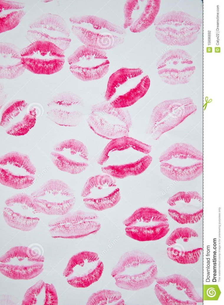 Губная помада на листочке