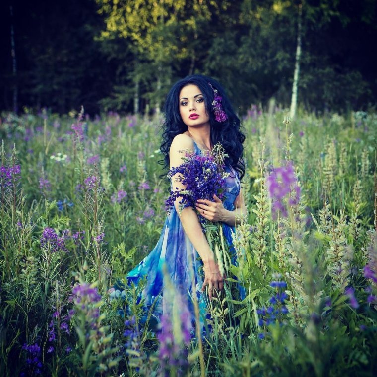 Амина Зураева