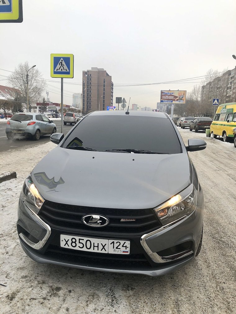 Лада Веста черная тонированная