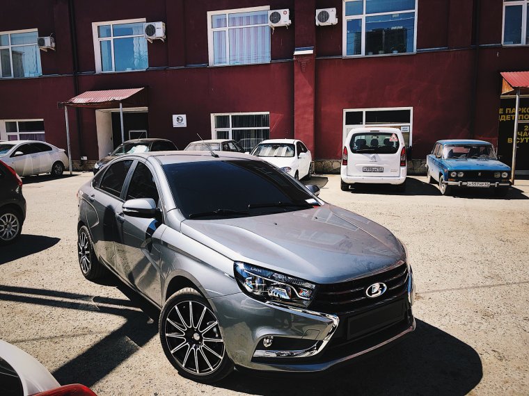 Лада Веста св диски r17