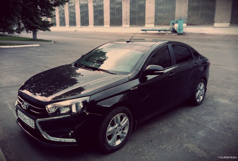 Лада Веста седан черная