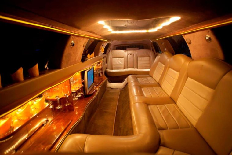 Порше 911 лимузин