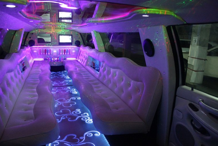 Свадебный лимузин салон