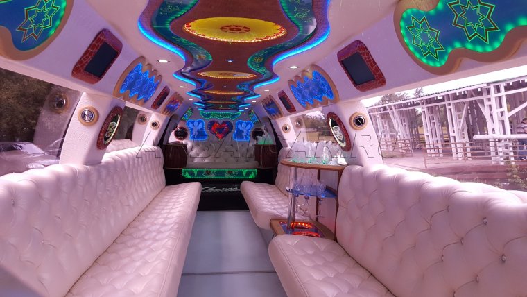 Кадиллак Эскалейд лимузин салон