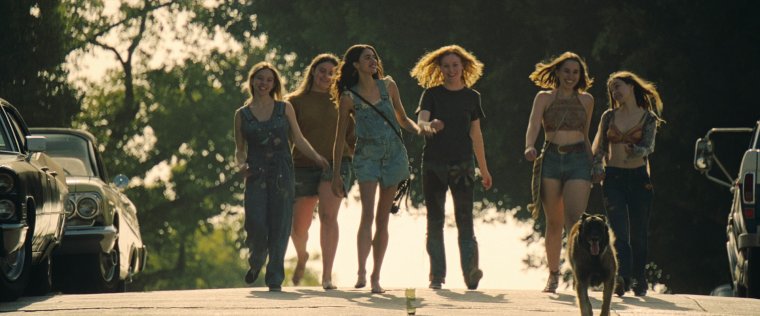 Линда Касабиан однажды в Голливуде