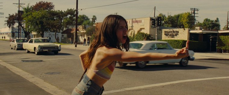 Margaret Qualley feet