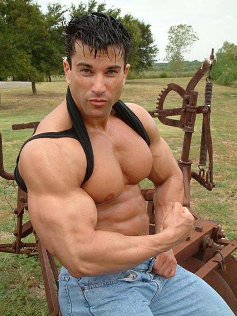 Джонни Джахид торс