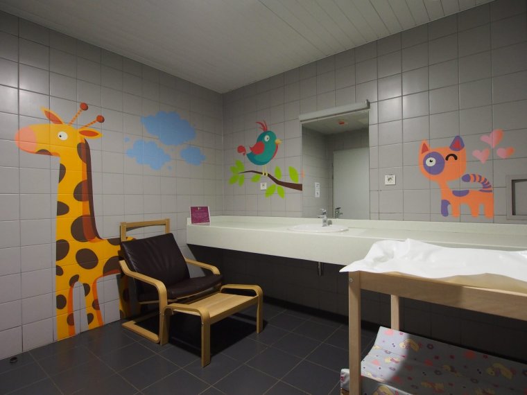 Комната матери и ребенка ТЦ Метрополис