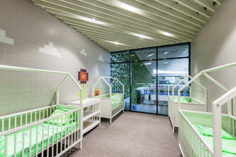 Кресло для комнаты матери и ребенка