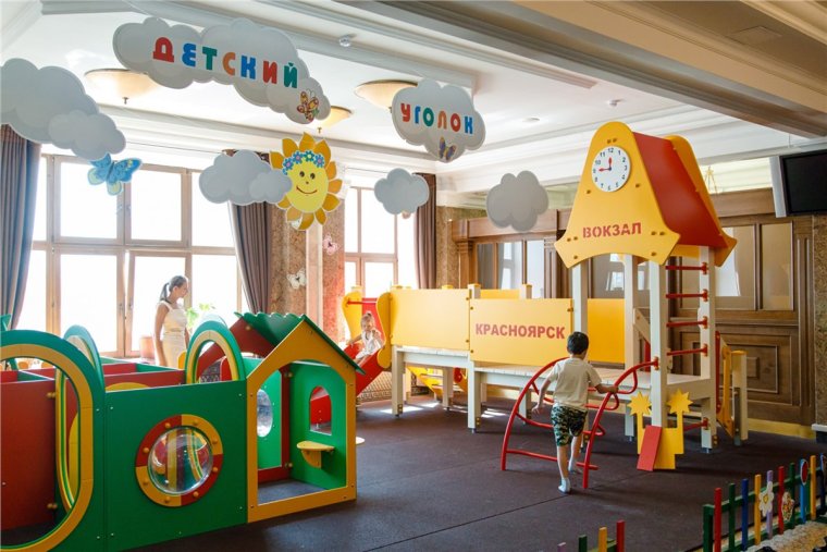 Комната матери и ребенка в ТЦ