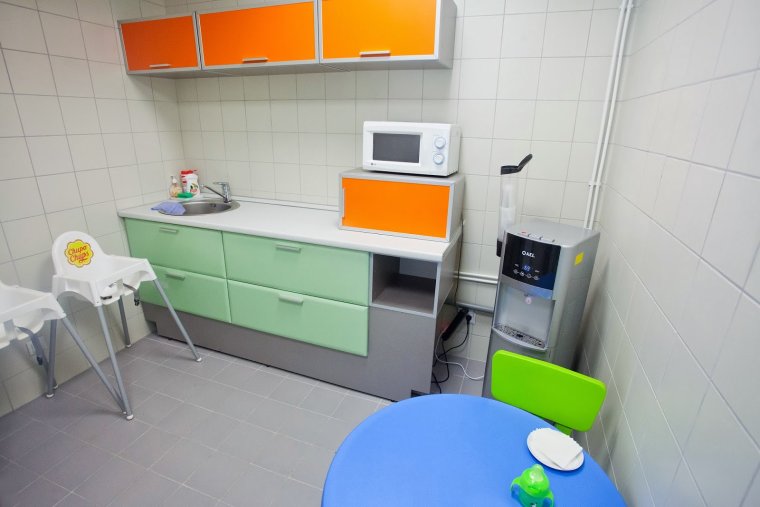 Комната матери и ребенка в аэропорту Сочи