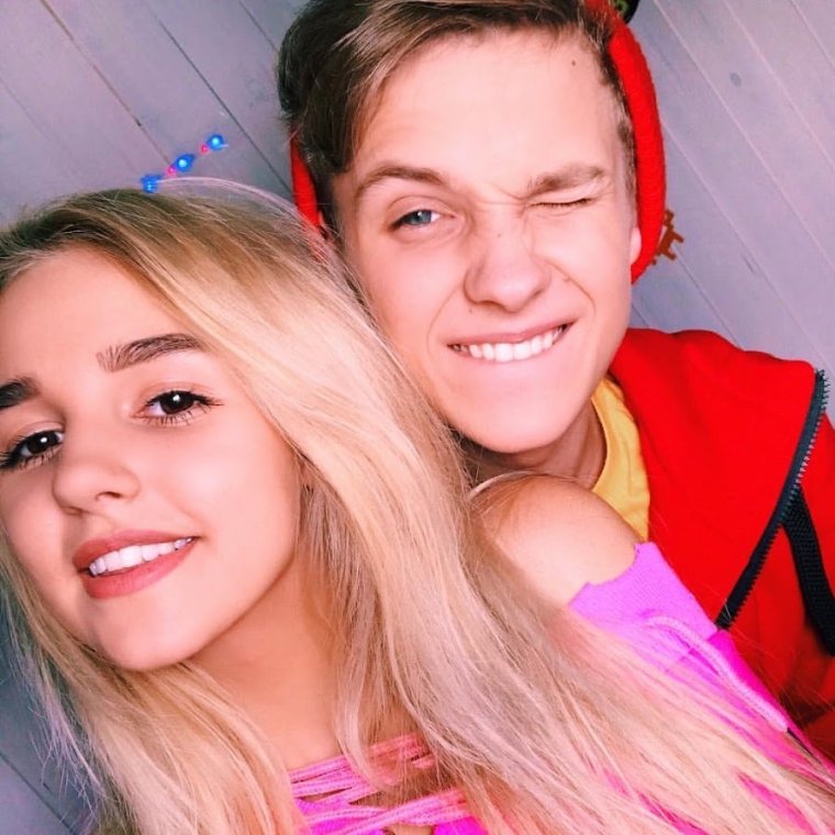 Стас Шмелев и ева Миллер