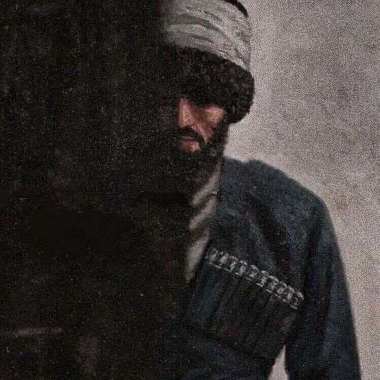 Памятник Суламбеку Осканову герой России