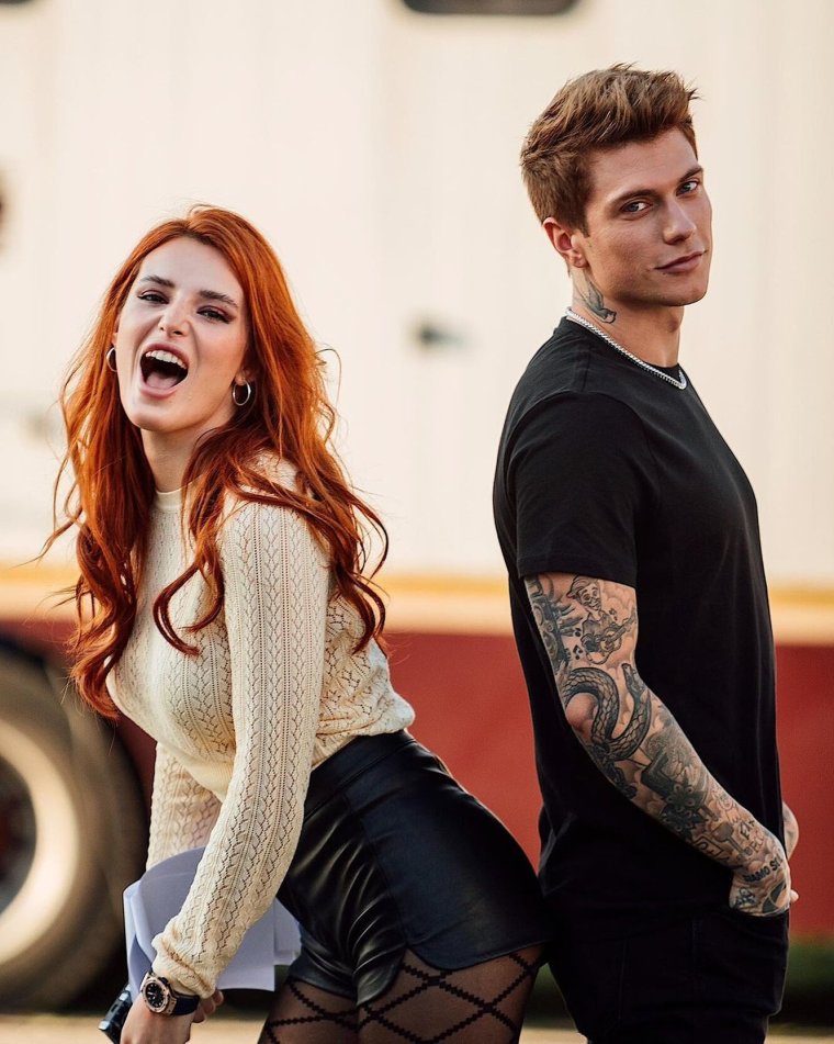 Белла Торн и Бенджамин Масколо