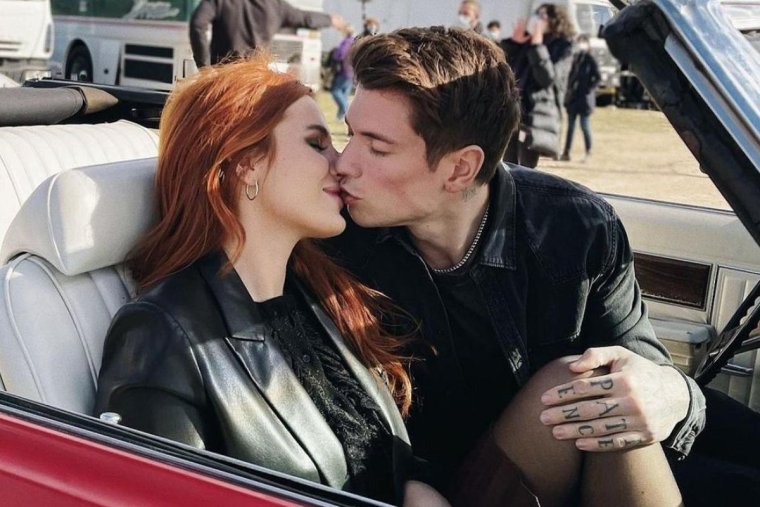 Белла Торн и Егор