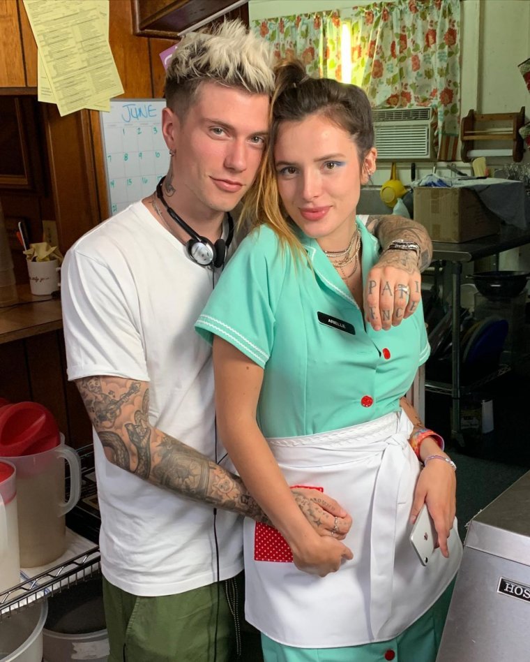 Blackbear и Белла Торн