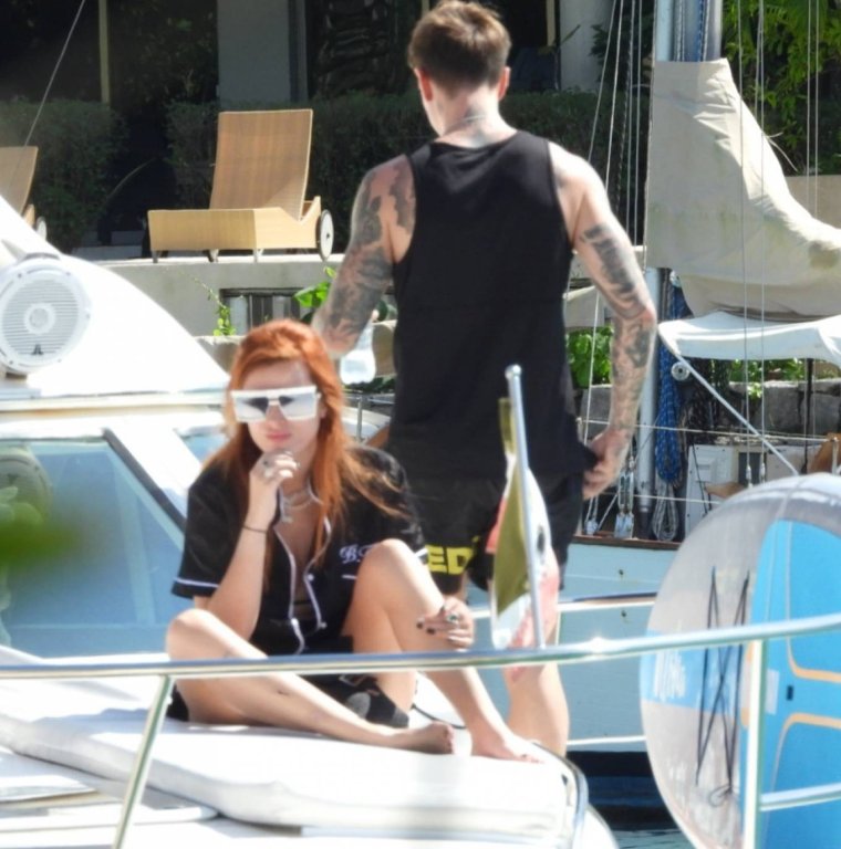 Bella Thorne and Benjamin Mascolo