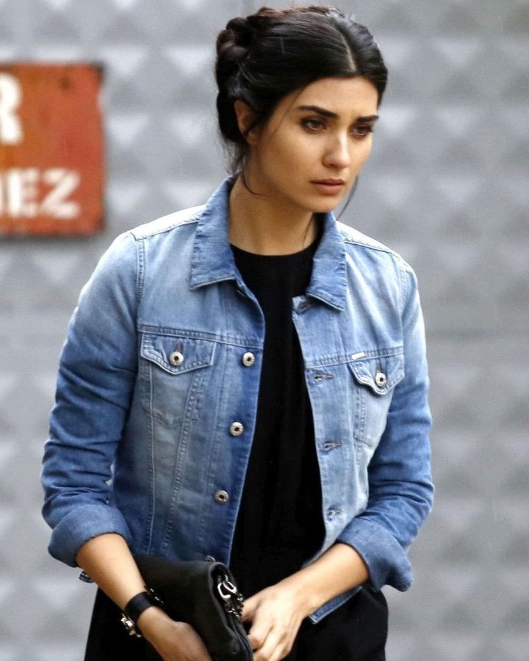 Tuba Büyüküstün Beauty