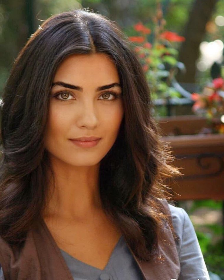 Сабрина сухан