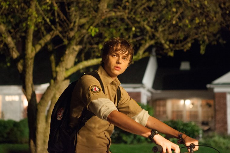 Райан Гослинг под соснами