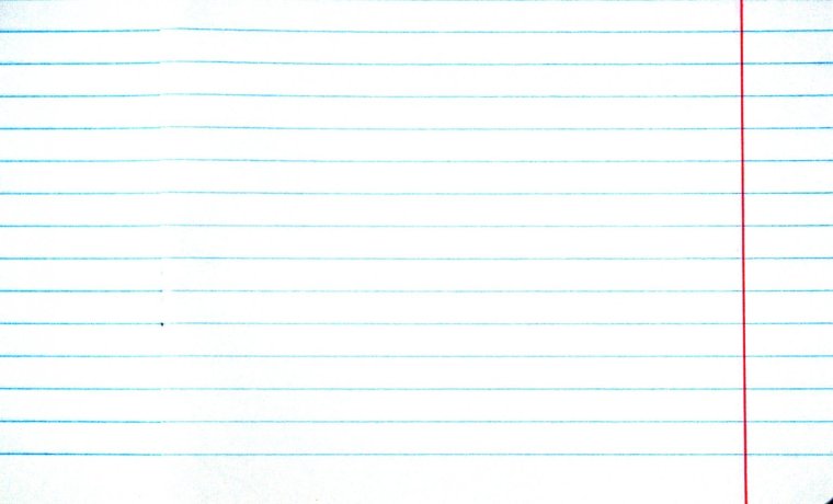 Тетрадный лист в частую косую линию