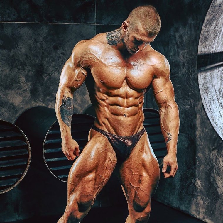 Andrew Jacked бодибилдер