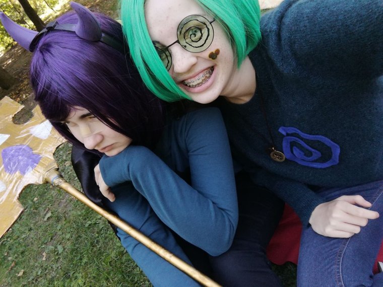 Круглые зеленые очки вару