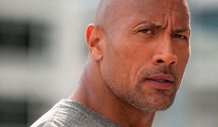 Дуэйн скала Джонсон бровь