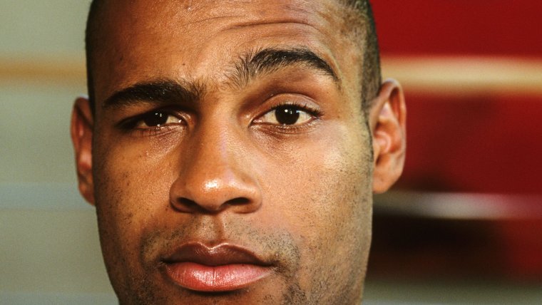 Брови вверх