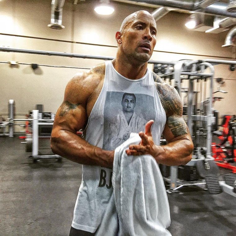 Двейн скала Джонс