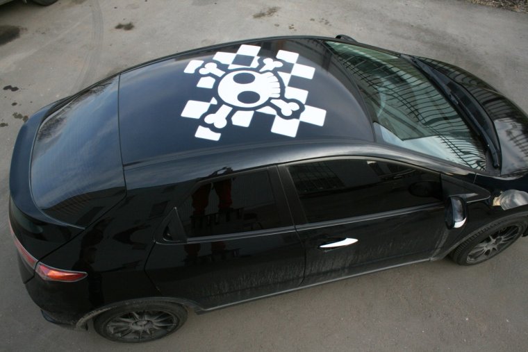 Наклейки на крышу авто