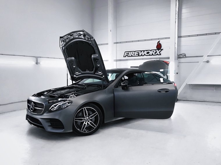 Mercedes e Coupe автозвук