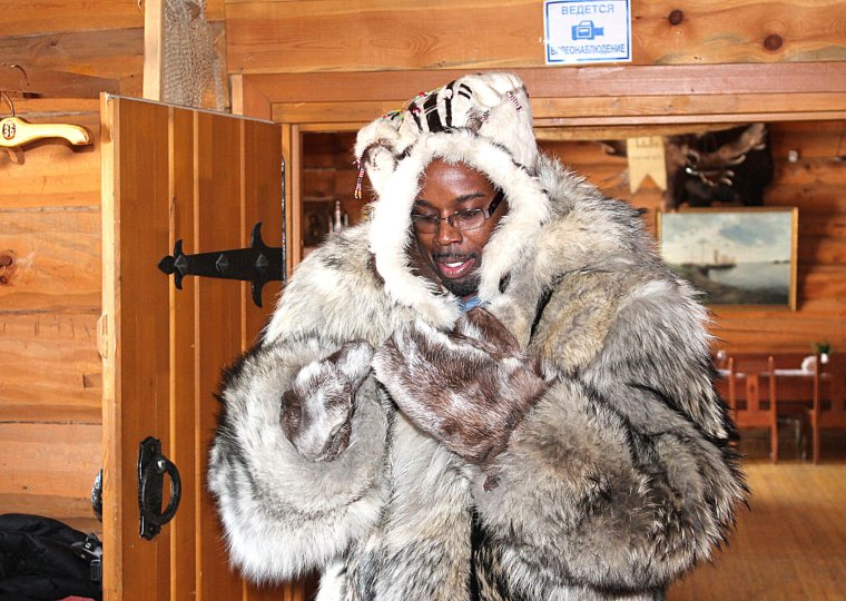 Канье Уэст в шубе