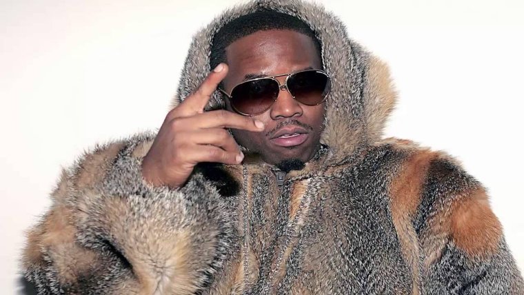 Моника Беллуччи в мехах