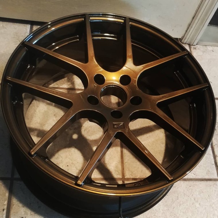 Oz Racing Ultraleggera r18